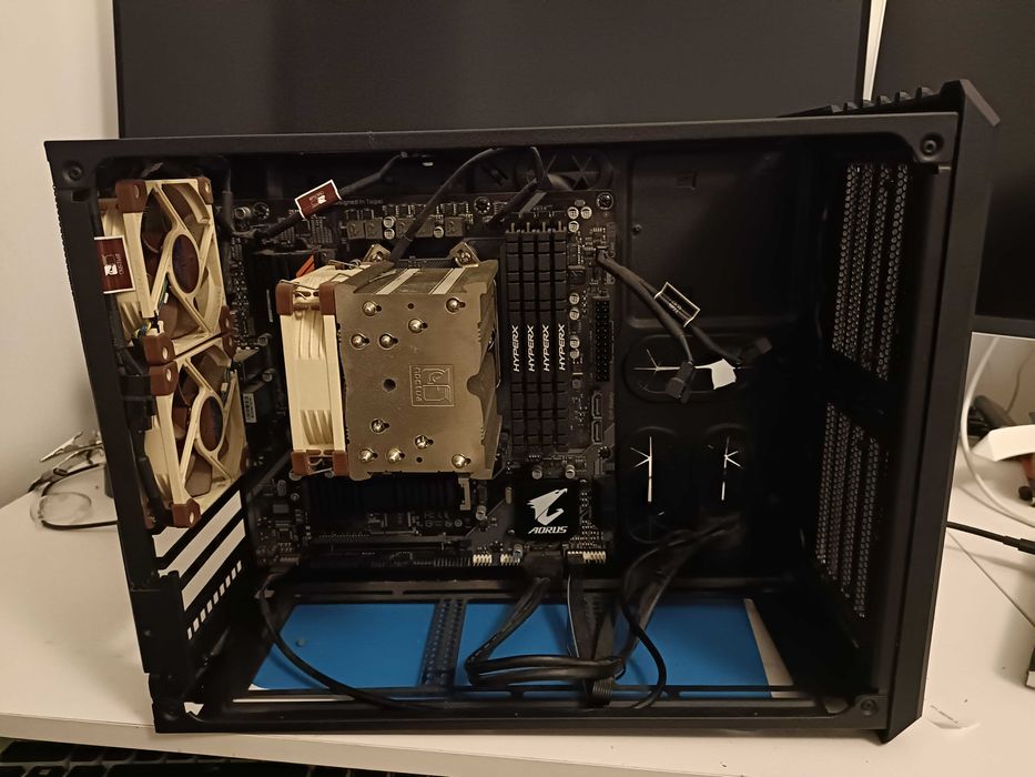 Computador Ryzen 3900x com 64 GB de RAM