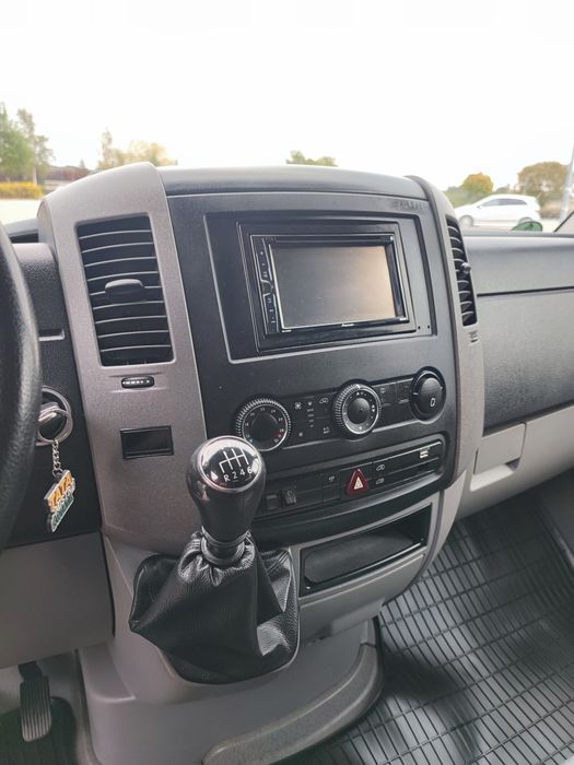 Wynajem busa VW Crafter 9-osobowy | Wyjazdy | Transport | Wakacje