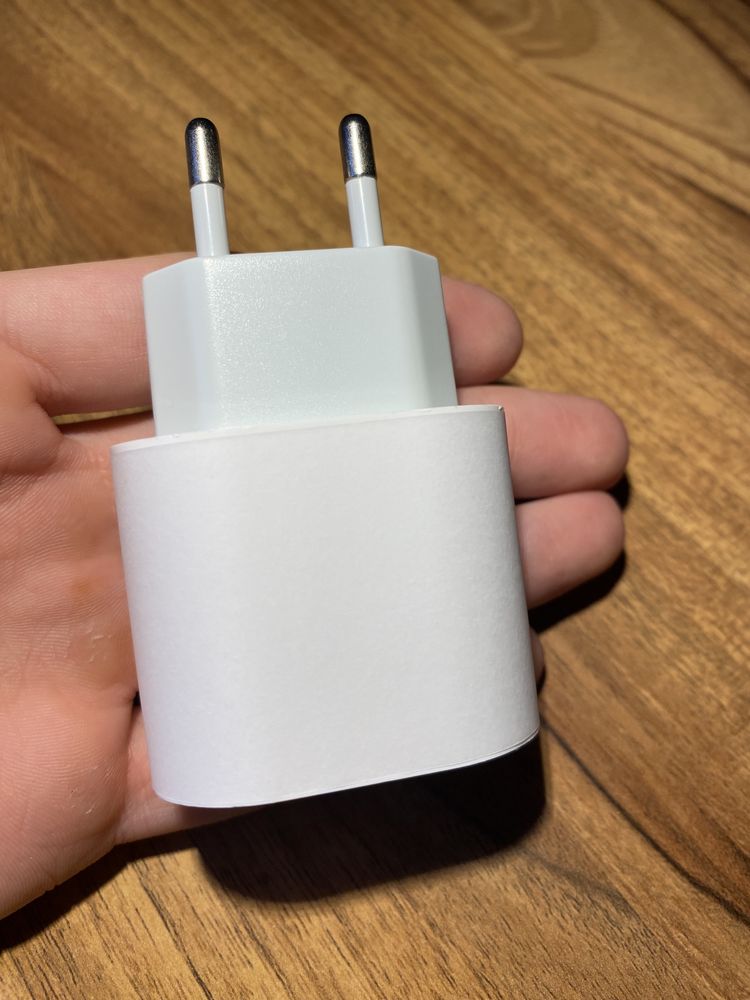 Adapter kostka szybko ładująca IPhone 20W