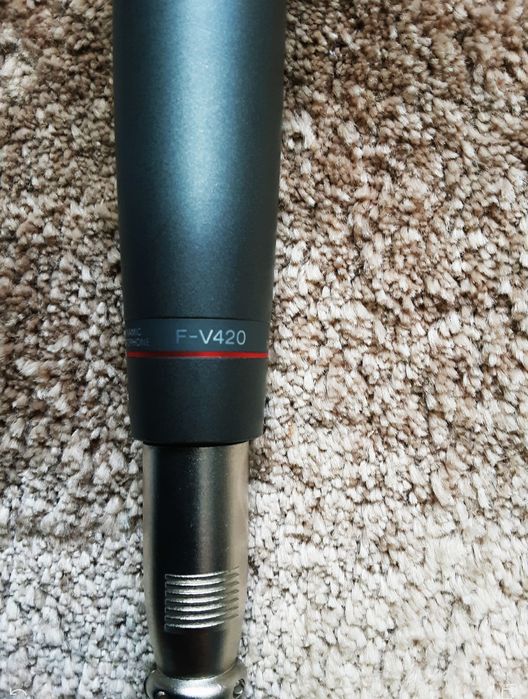 Микрофон Sony F-V420