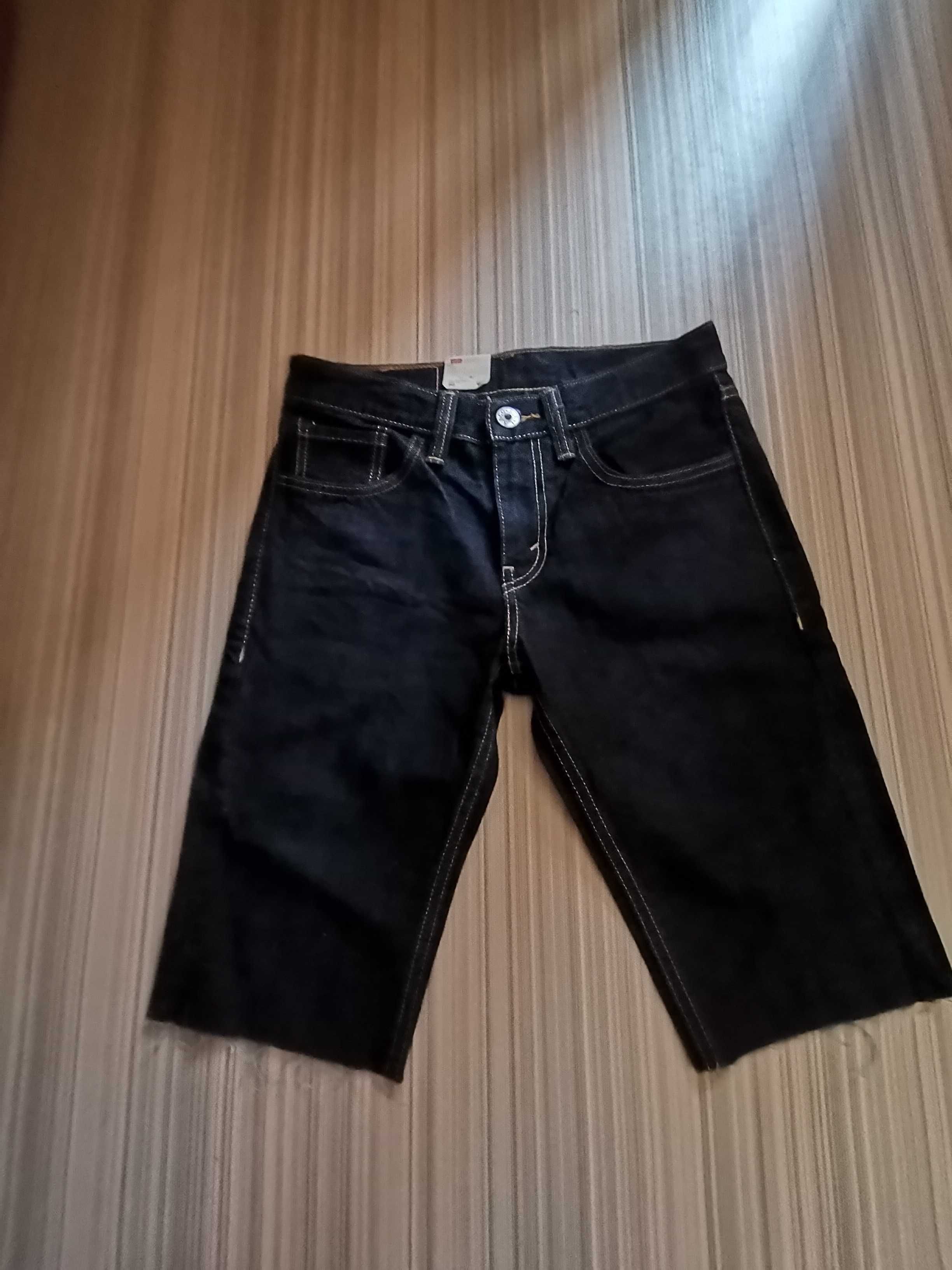 Джинсовые шорты фирмы Levis. Оригинал. 29