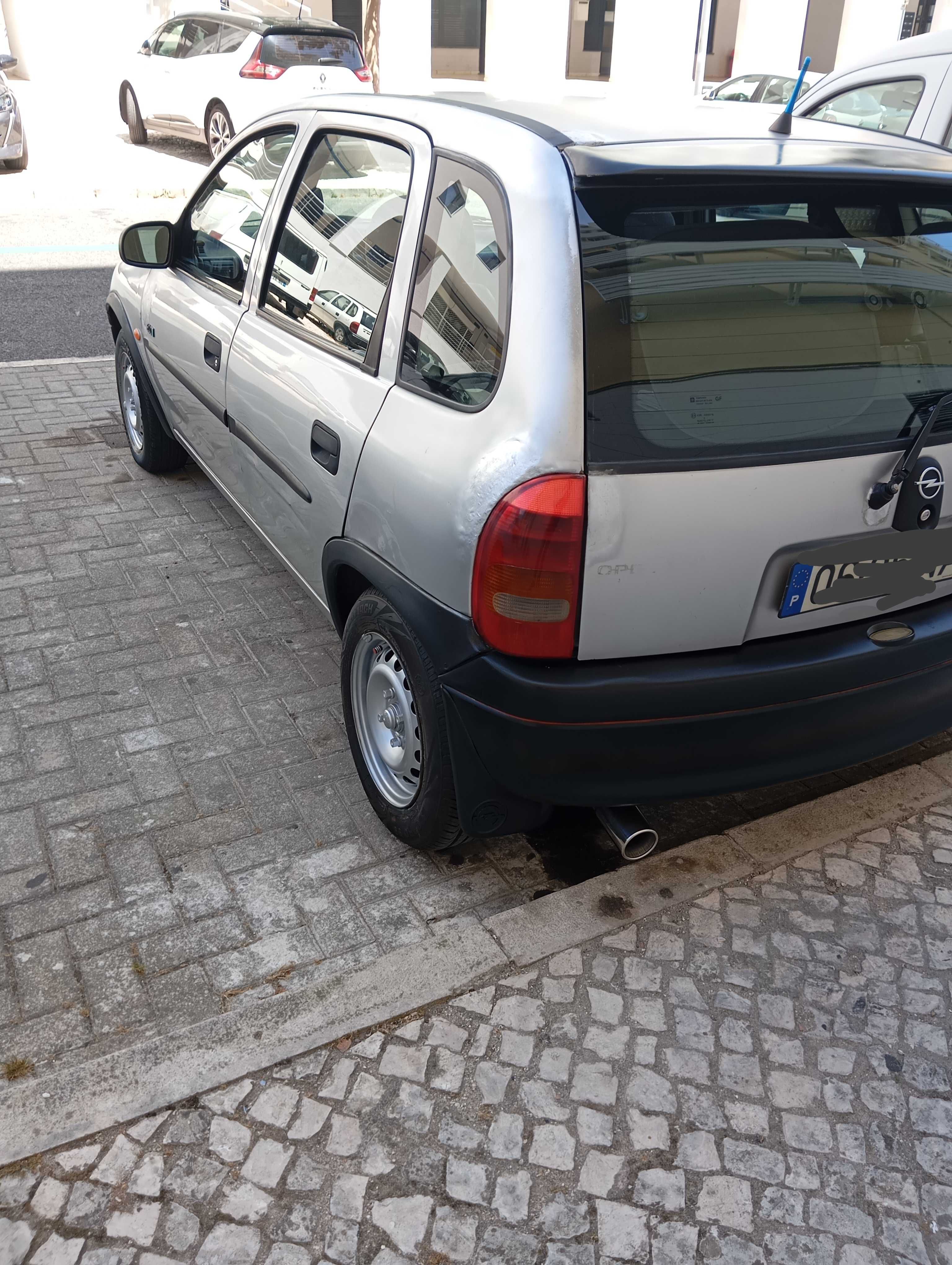 Opel Corsa 1.0 de 99