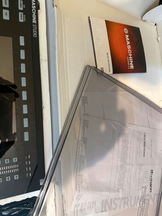 Native Instruments Maschine Studio