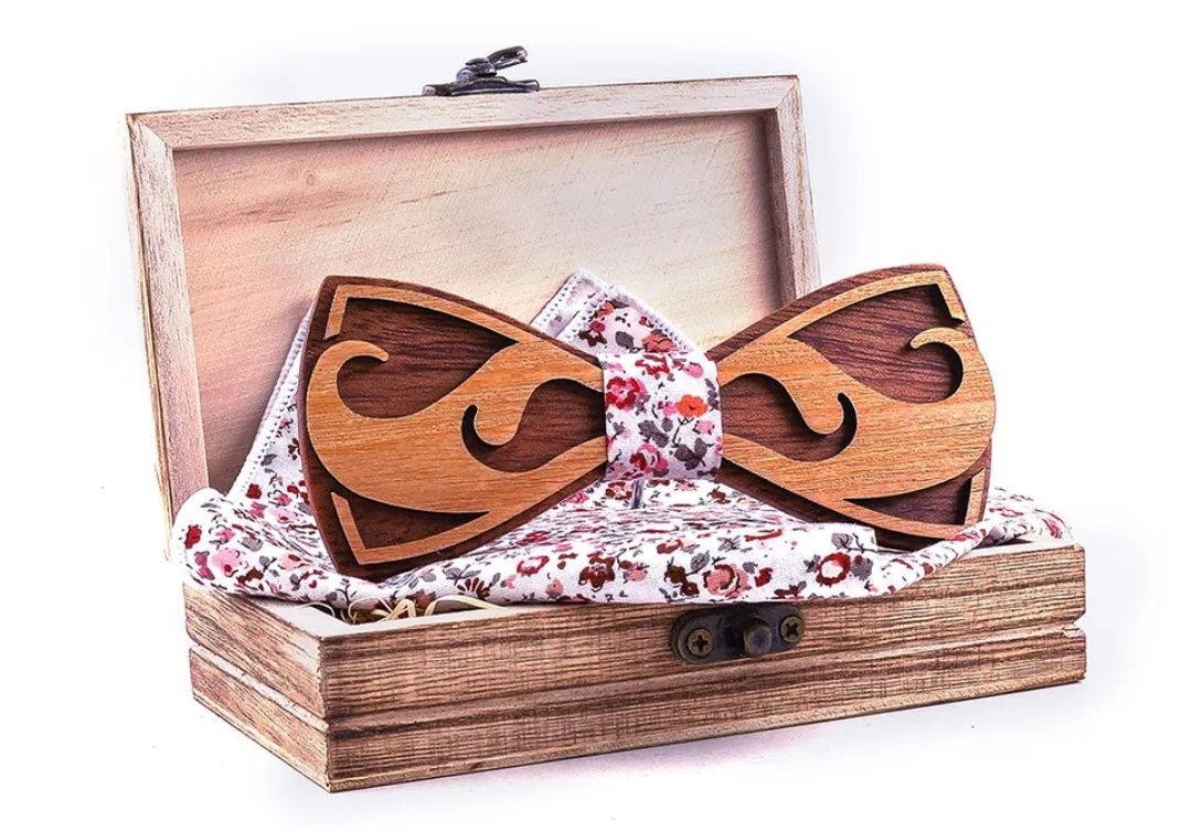 Drewniana mucha muszka poszewka spinki - elegancki zestaw w pudełku