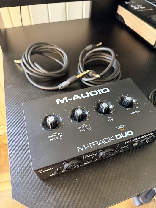 Audio interface M audio track duo c/ 2 cabos jack , factura e garantia