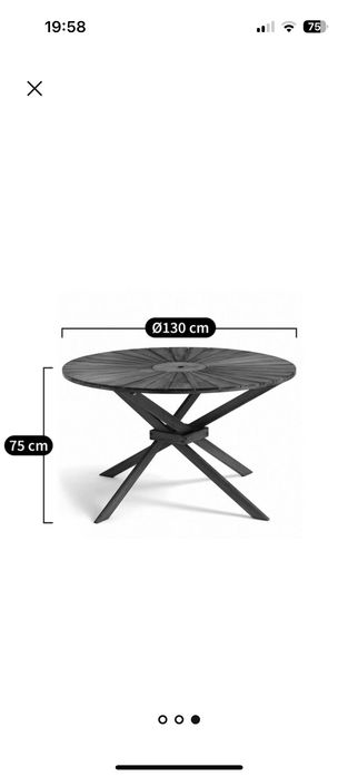 Mesa de jardim em acácia