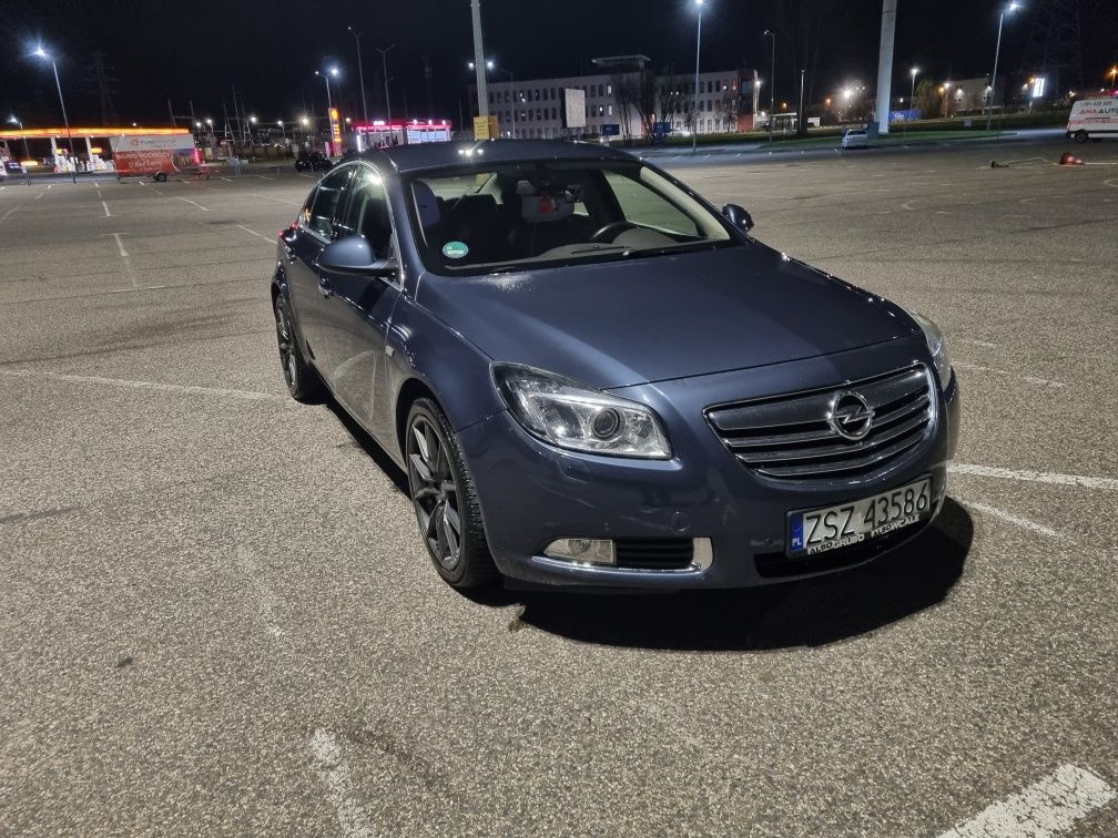 Opel insignia sedan 2.8t v6 4x4