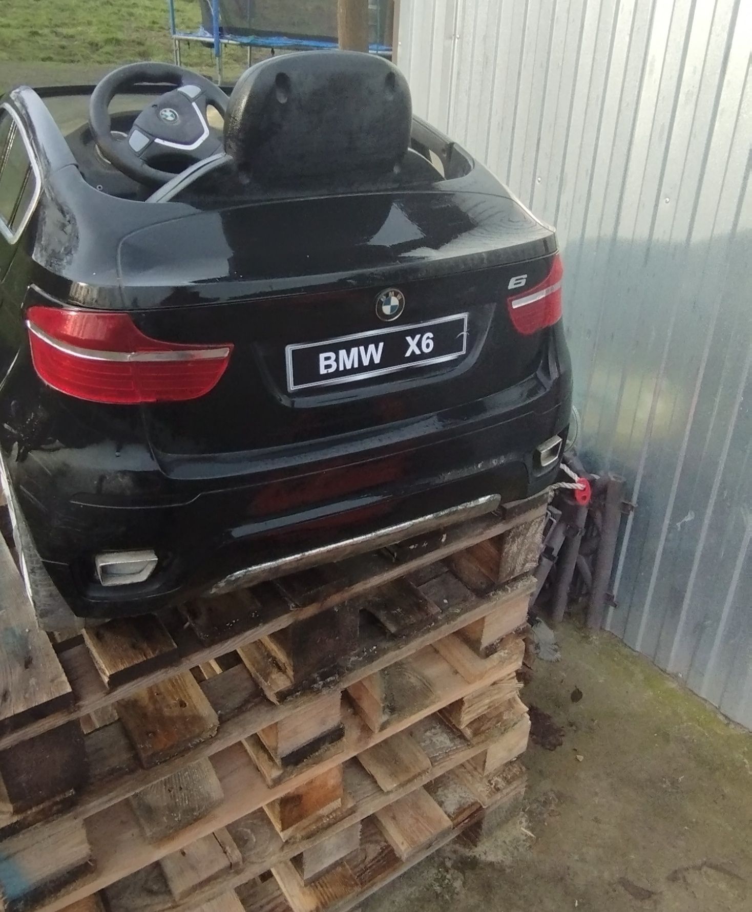 Samochód elektryczny dla dzieci BMW X6