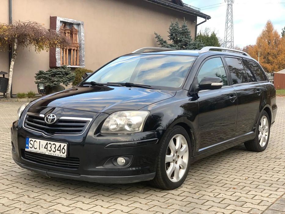 Toyota Avensis Lift 2.0D Duży serwis Hak