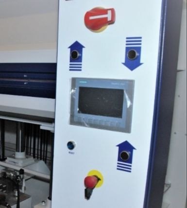 Prasa półkowa do forniru OMC 2500x1300mm 90 ton