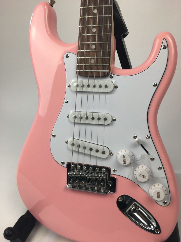 Gitara elektryczna 3/4 Aria Pro II STG MINI typu Squier  Stratocaster