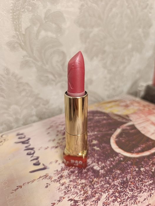 Помада max factor