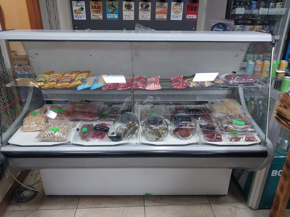 Холодильна вітрина