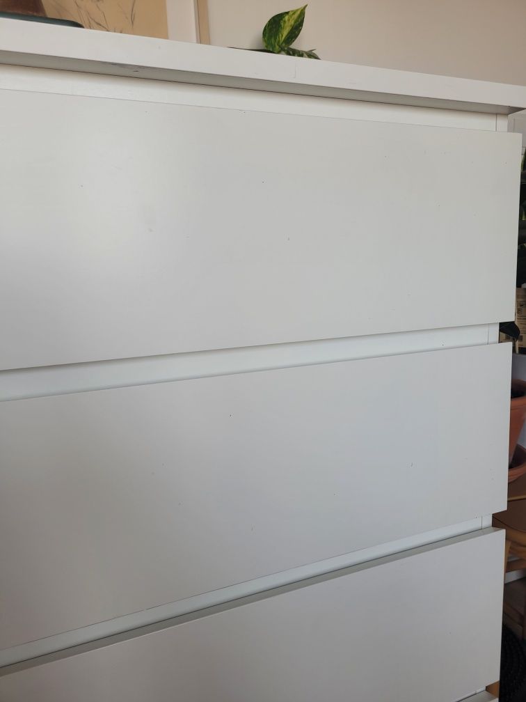 Malm Ikea 4 gavetas