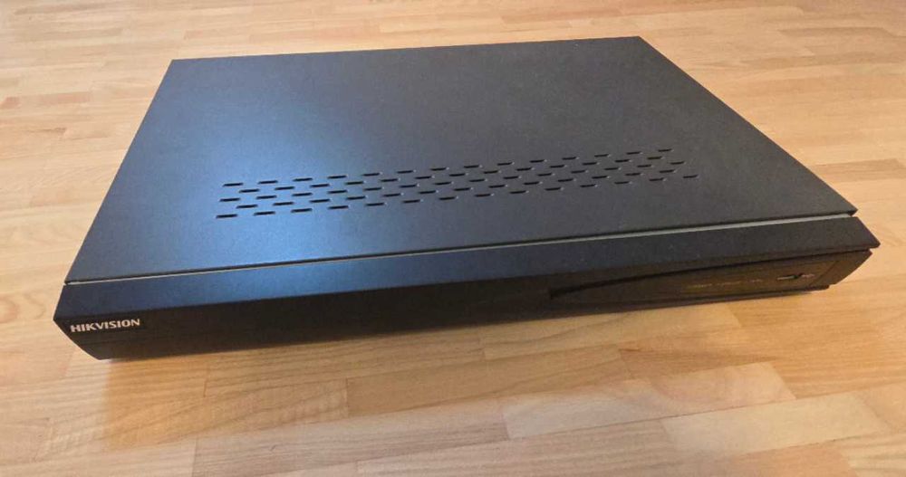 Hikvision rejestrator 8kamer -  DS-7608NI-SE/P/8 POE