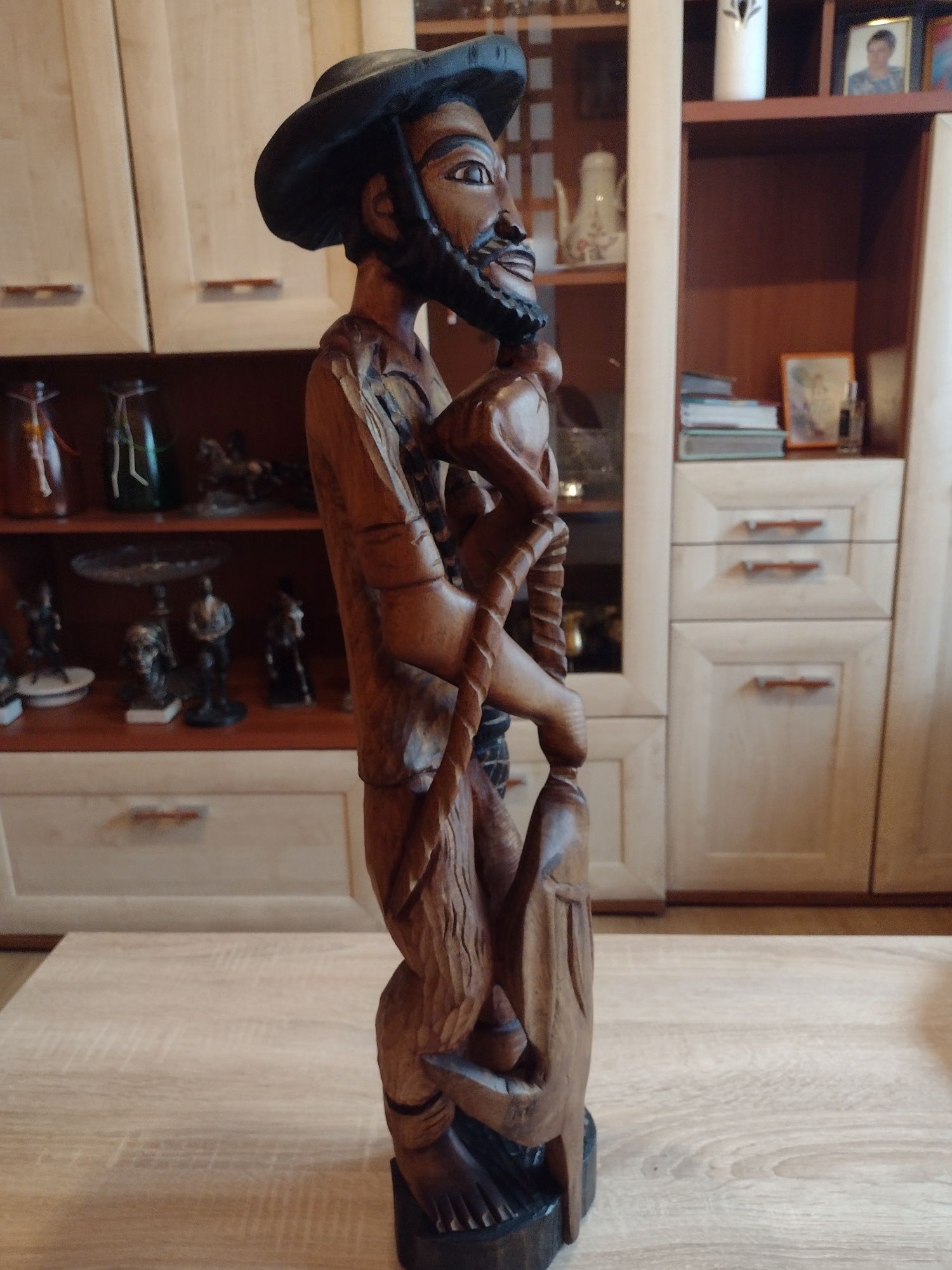 "WYPRZEDAŻ"Duża, stara afrykańska rzeźba z egzotycznego drewna. 70cm.