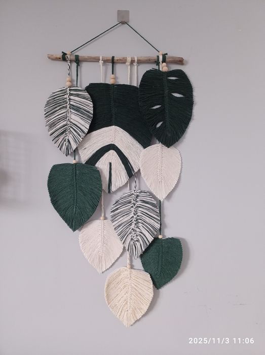 Makrama w formie liści