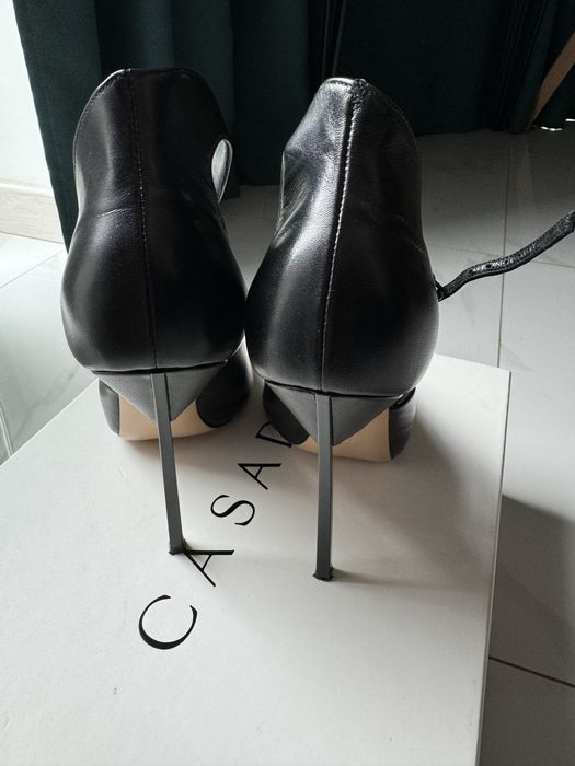 Босоніжки (босоножки) casadei