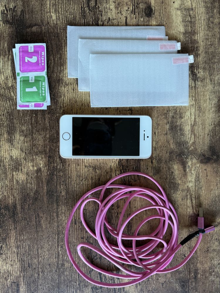 iPhone SE 64GB rose gold różowy 3 szkła+kabel USB gratis!