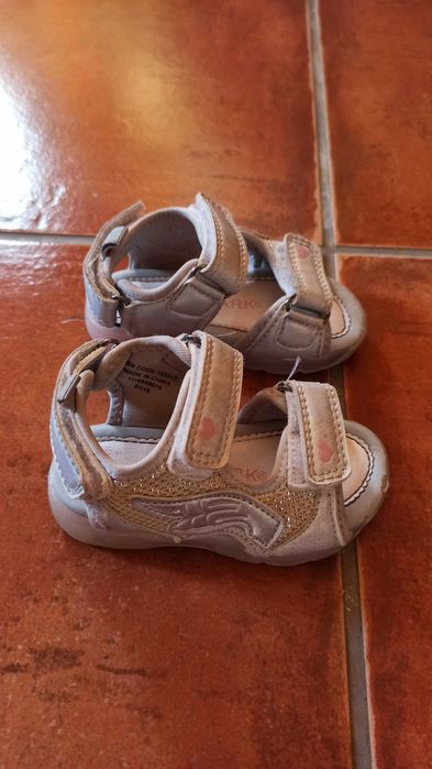 Sendalias com luzes número 20