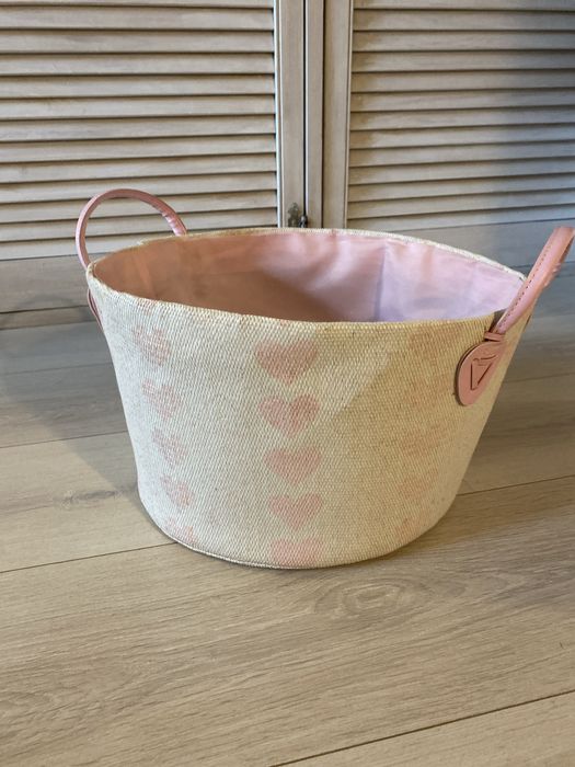 Różowy Koszyk w serduszka