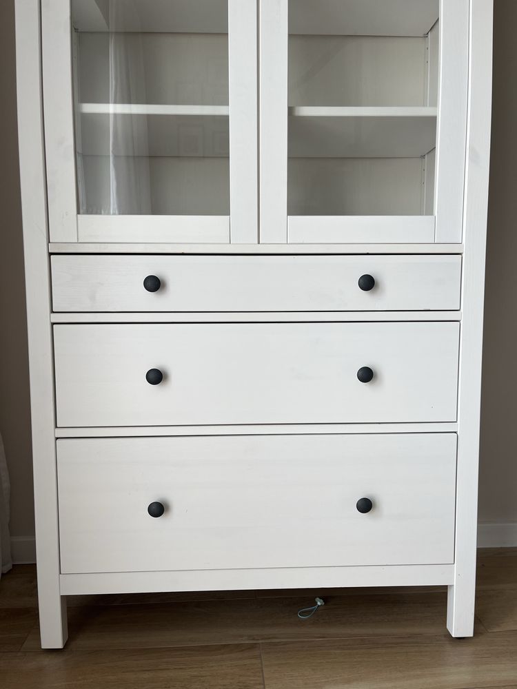 Witryna z szufladami hemnes IKEA