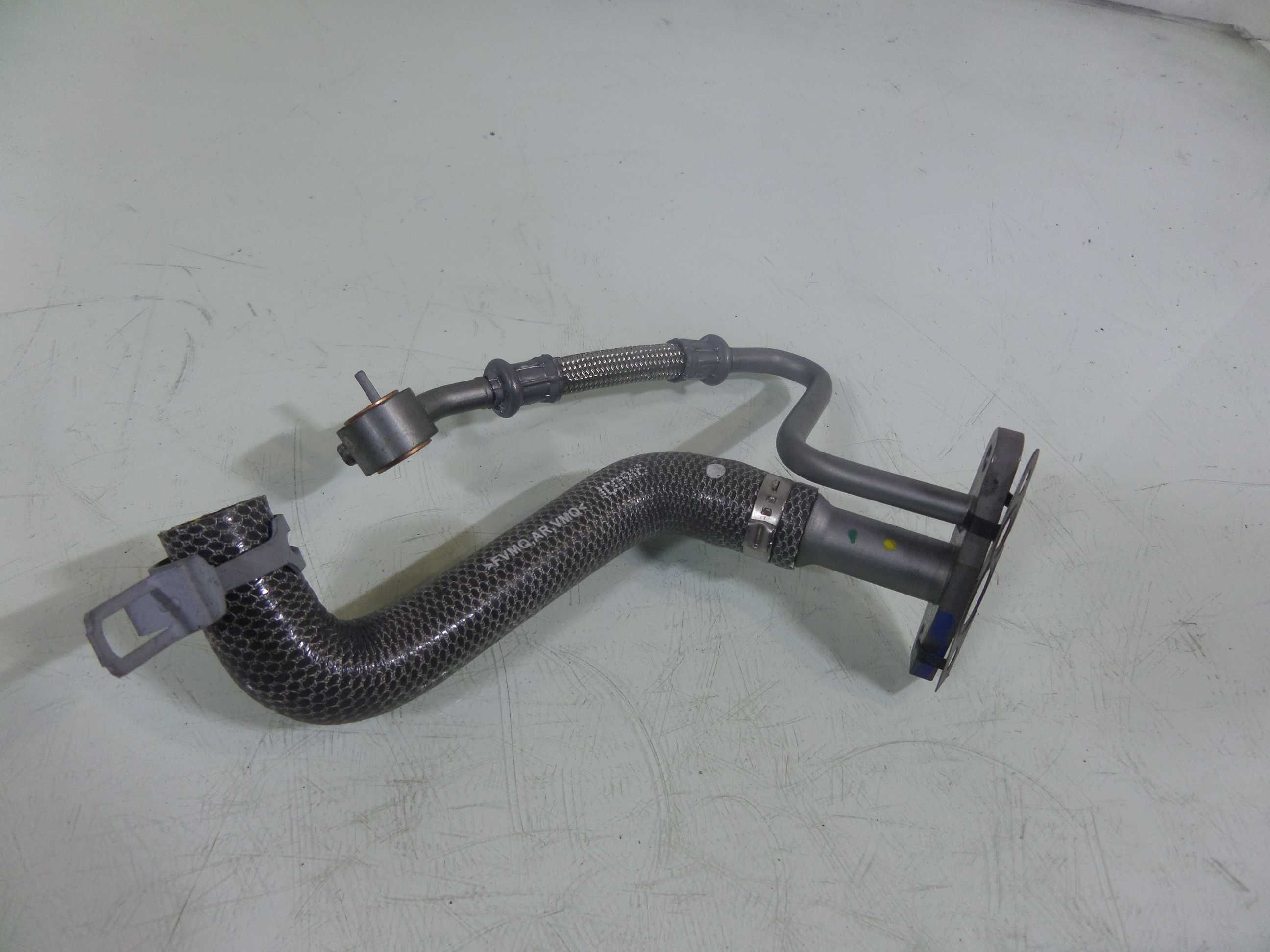 Przewód olejowy turbiny Renault Master 2,3 DCI