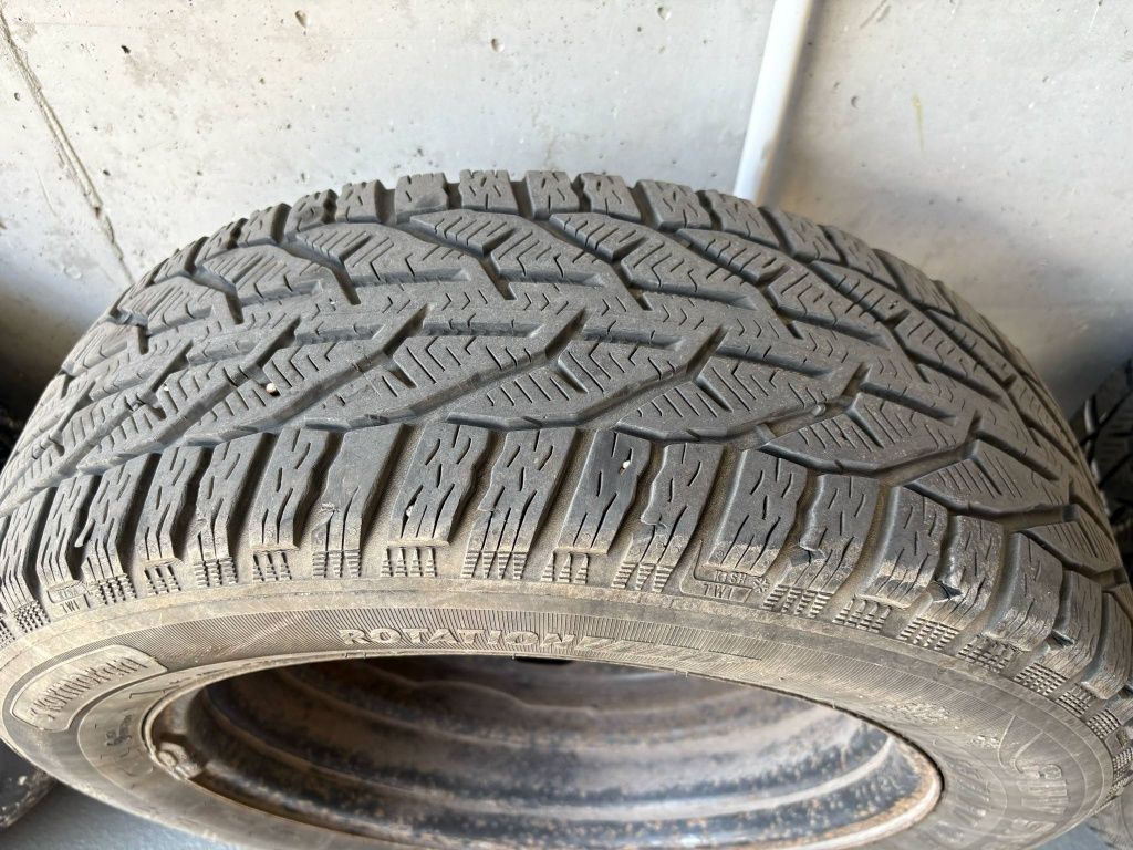 Felgi z oponami zimowymi dodge caliber pilnie