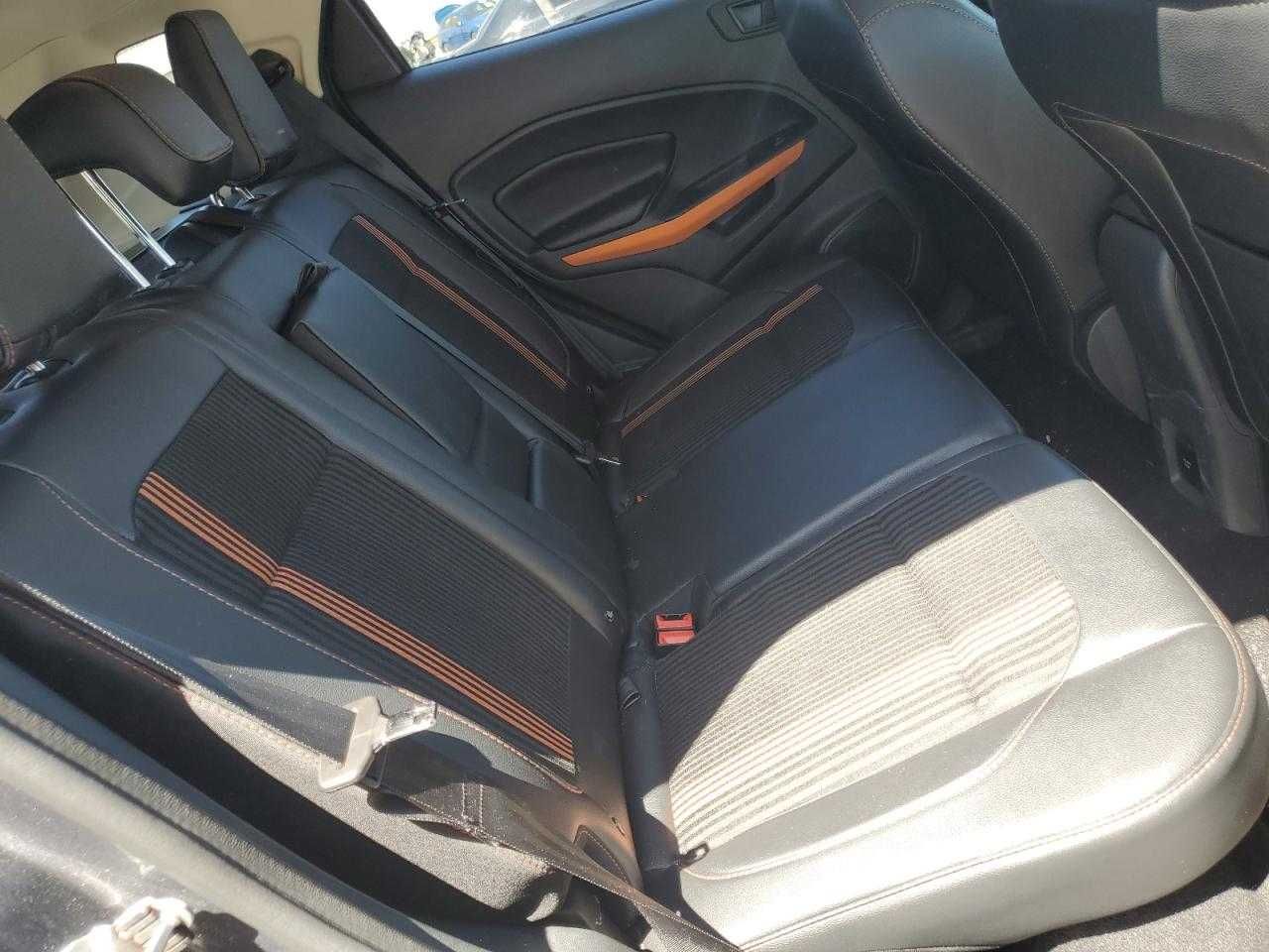Ford Ecosport SES 2018 )