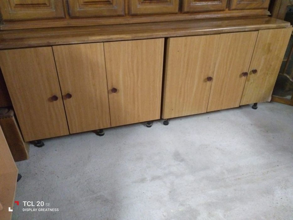 Móvel De Arrumação Com Seis Portas