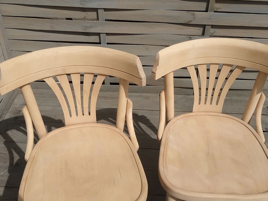 Krzesła Thonet Fameg wyszlifowane do malowania 120szt.