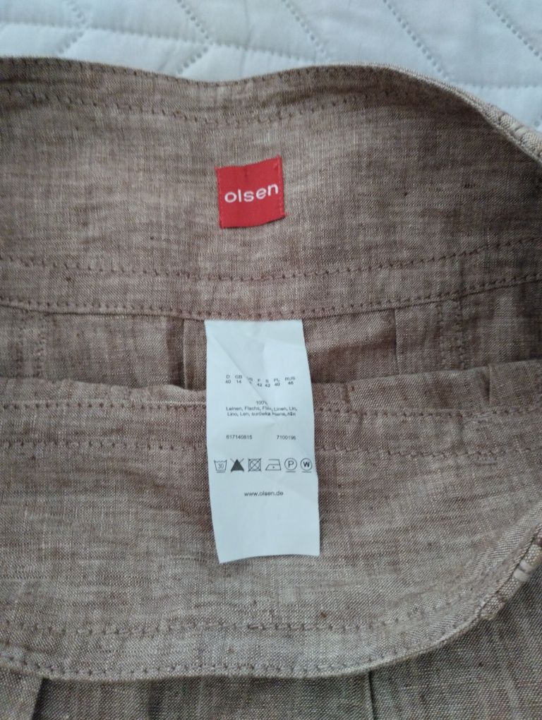 Saia castanha da Olsen 40