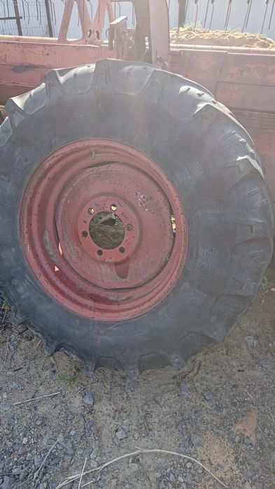 Koła felgi Massey Ferguson 187,206,307,440 inne 20 x 20 14,9 – 26