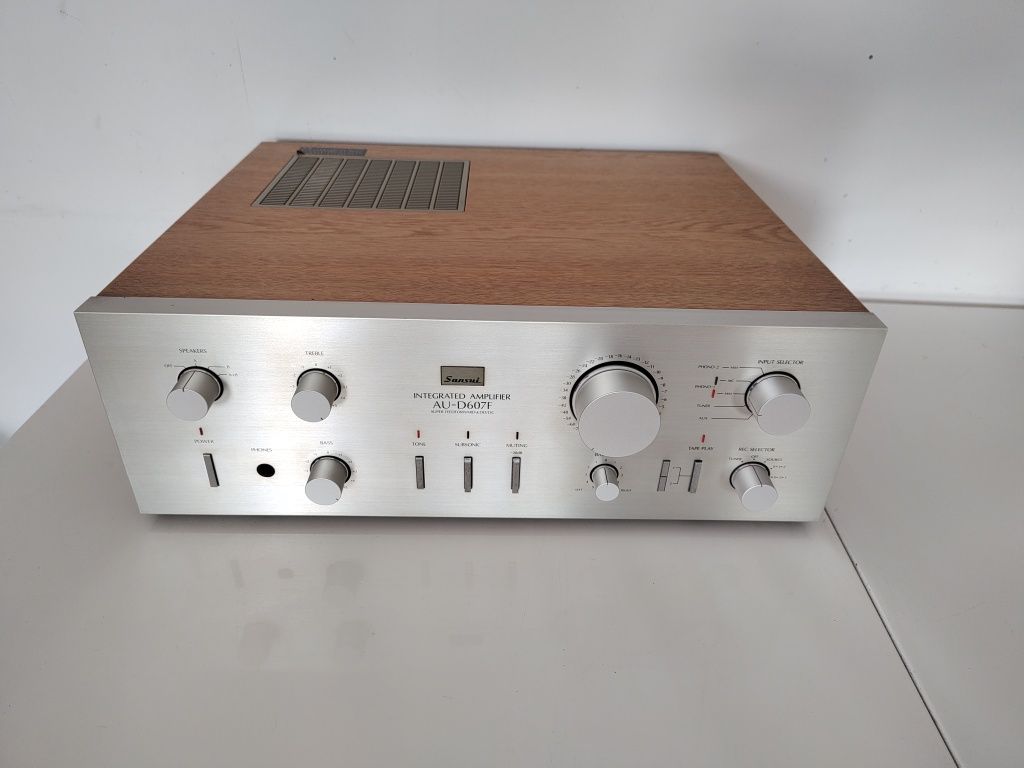 Sansui AU-D607F wzmacniacz stereo