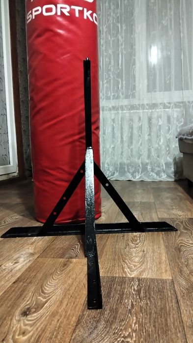 Боксерська груша sko sportko у новому стані  з  настіним крпленямі