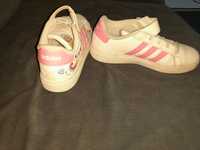 Ténis adidas menina T35