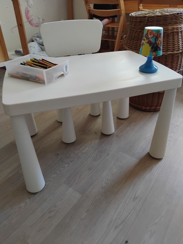 Ikea mamut krzeslo stol