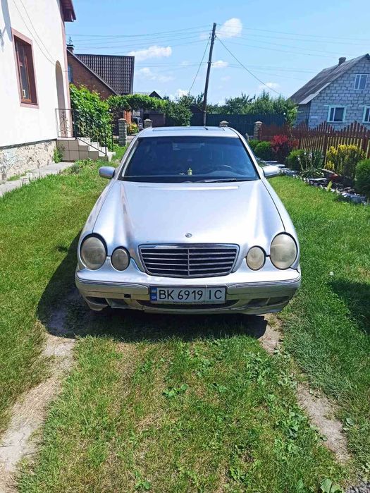 Продаж автомобіля