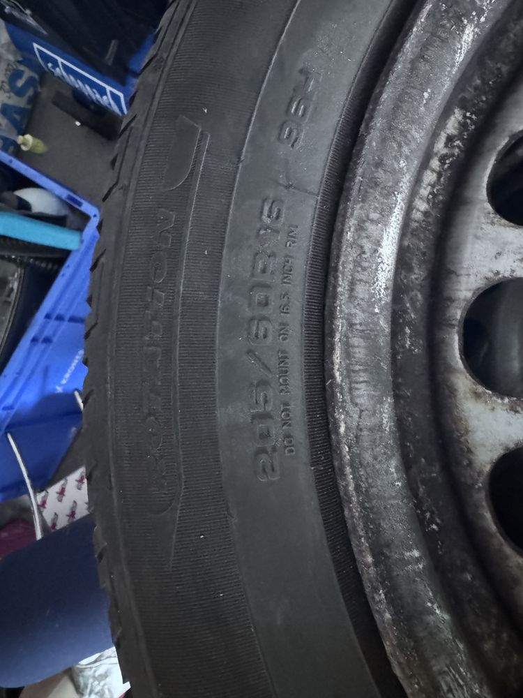 Sprzedam komplet kół zimowych – 205/60 R16 Fulda na felgach stalowych