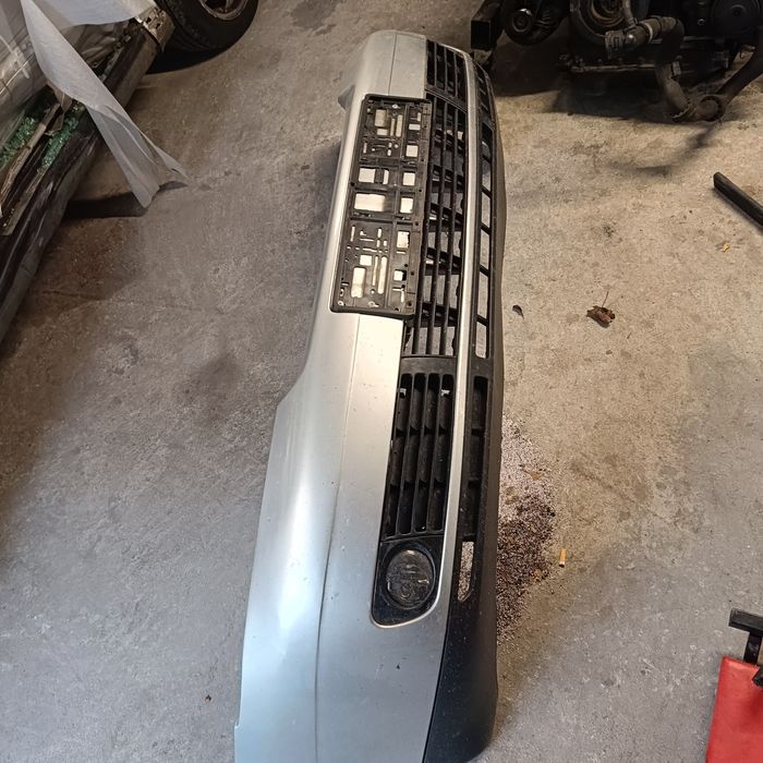 Zderzak przód audi A4 B5 polift ly7w
