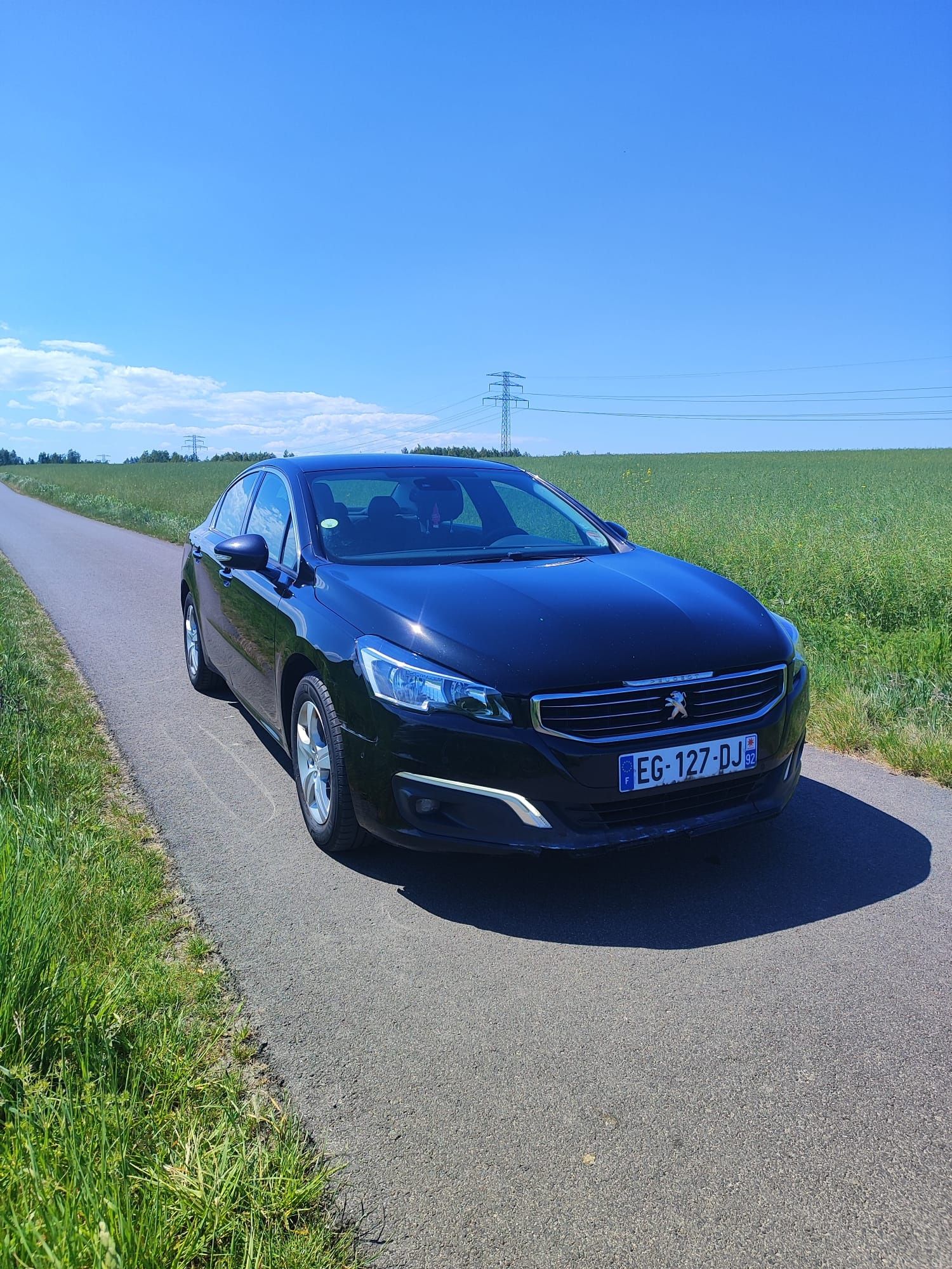 Peugeot 508 sedan