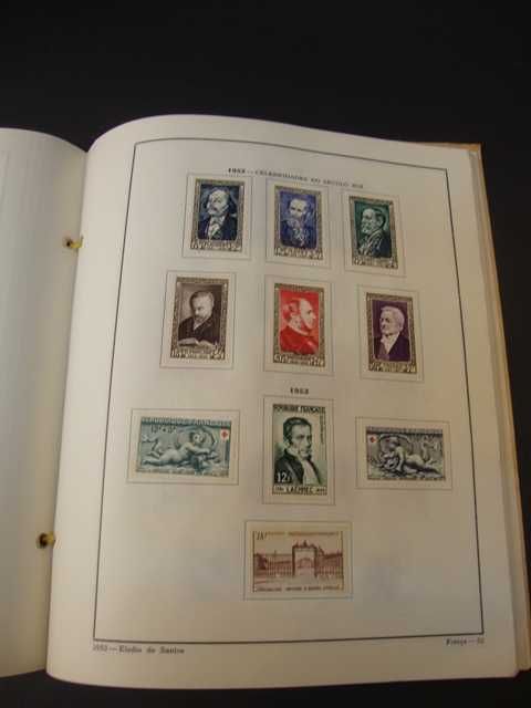 Grande coleção de selos antigos