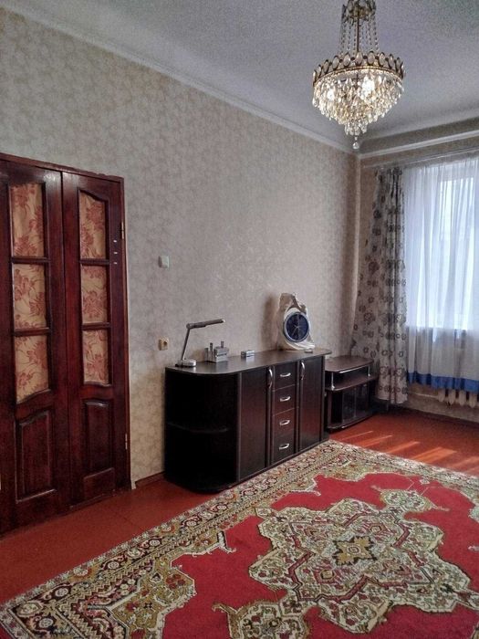 Продам 1-комн кв р-н Одеской, 2/2, ул. Зерновая 16000 торг