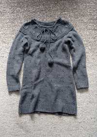 Теплое женское вязаное платье/туника серого цвета