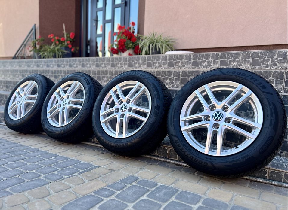 Колеса в зборі 5х112 r16 зима 205/60 Passat B5 B6 Golf Caddy Skoda