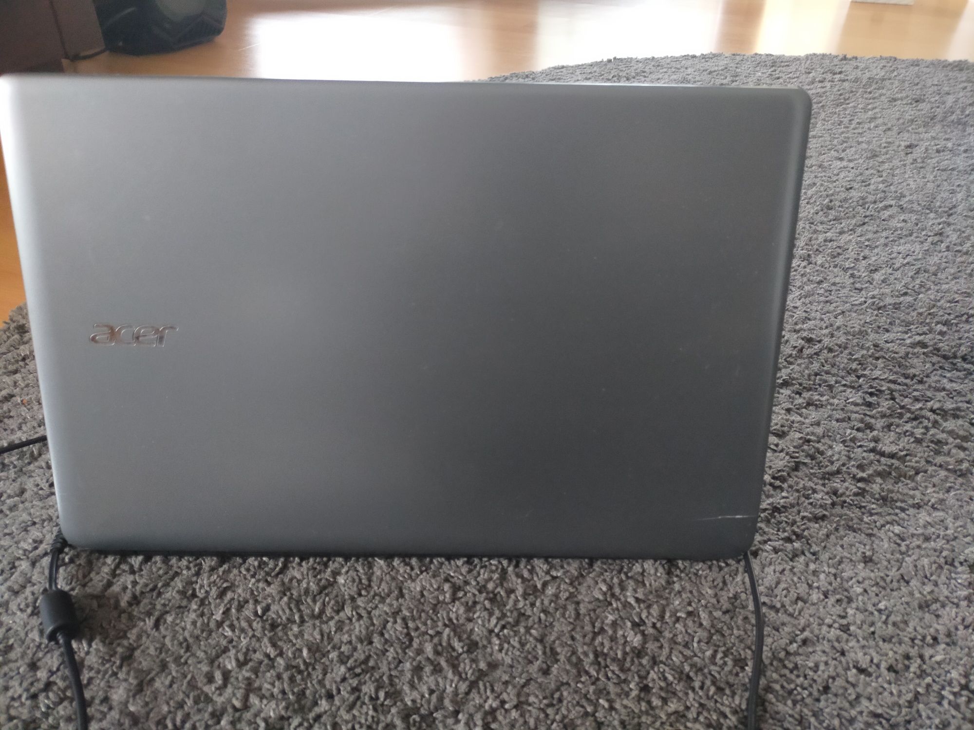 Laptop Acer aspire E1-530 G