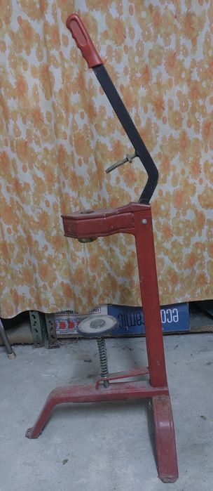 Rolhador de garrafas