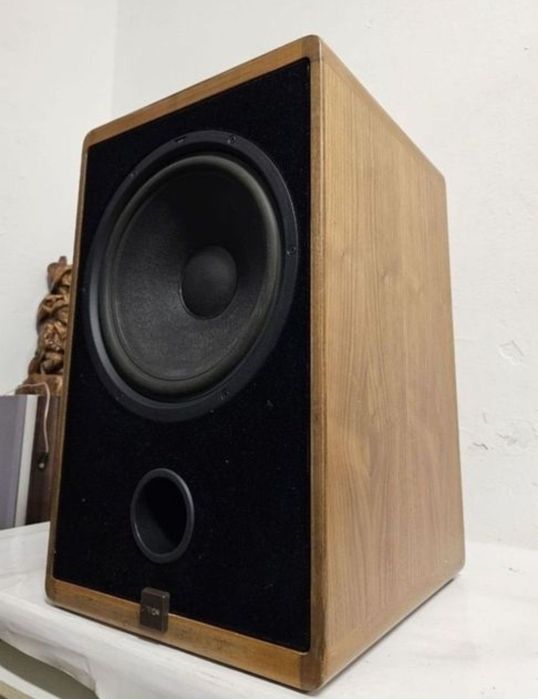 Subwoofer Canton Plus E, 100/180W