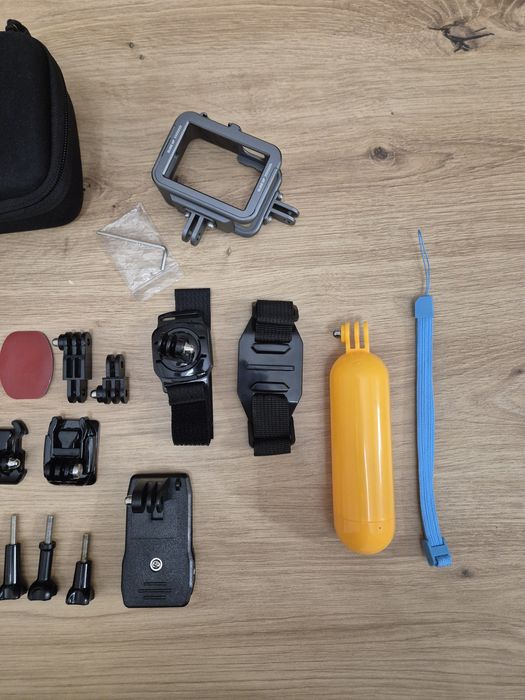 GoPro 13 + pełny zestaw akcesoriów + karta 64GB