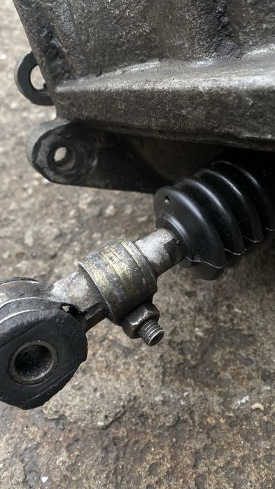 Коробка передачь Таврія